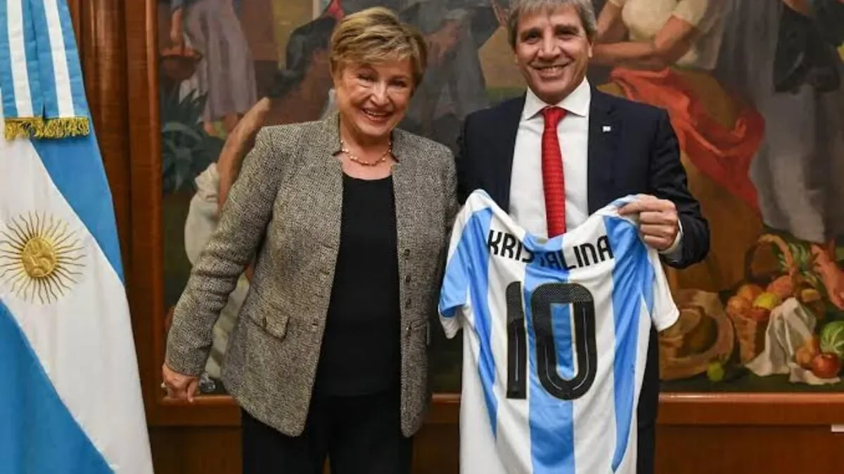 Georgieva compara la economía argentina con la carrera de Messi