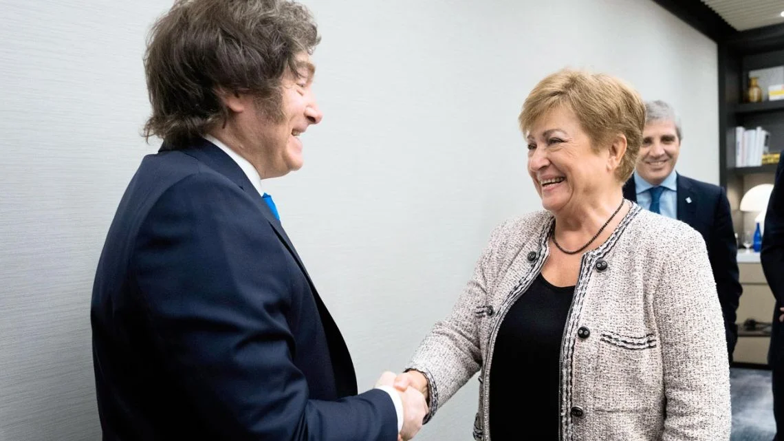 Georgieva en Vaca Muerta: la búsqueda de dólares para asegurar pagos en Argentina
