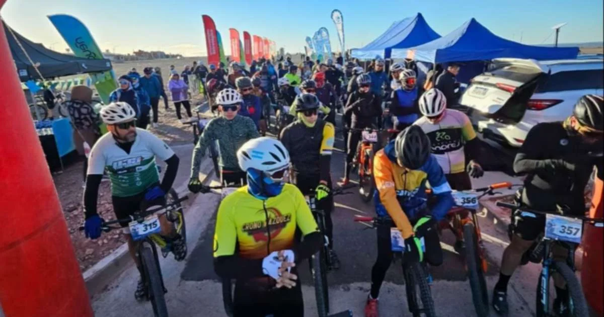 Germán Dorhmann y Camila Quintulen se consagran campeones en la Neuquén Race MTB