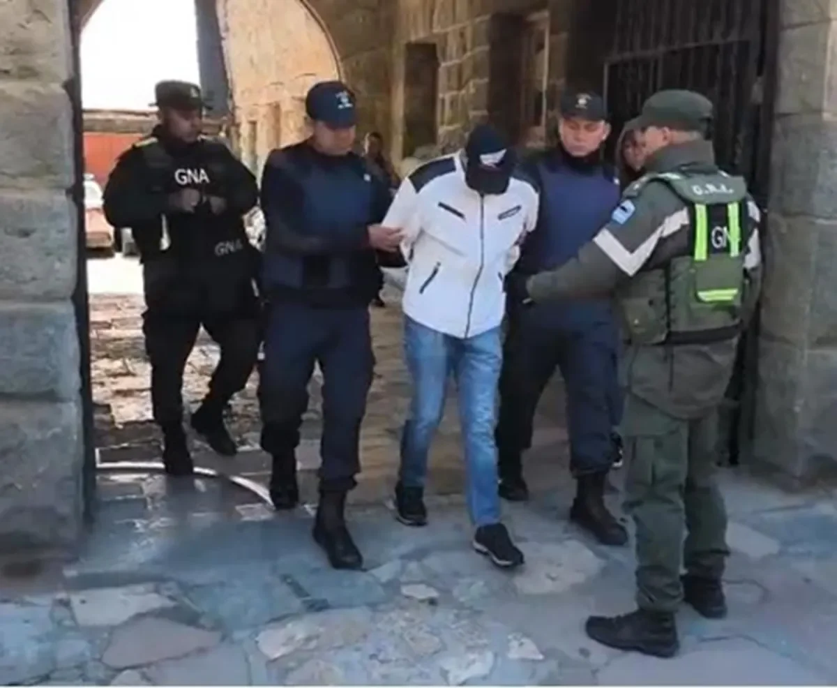 Hombre condenado y expulsado a Chile por robo de pertenencias en Bariloche