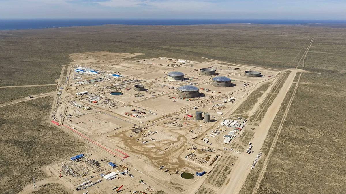 Inicia el comisionado del oleoducto mientras se desarrollan múltiples obras en la región