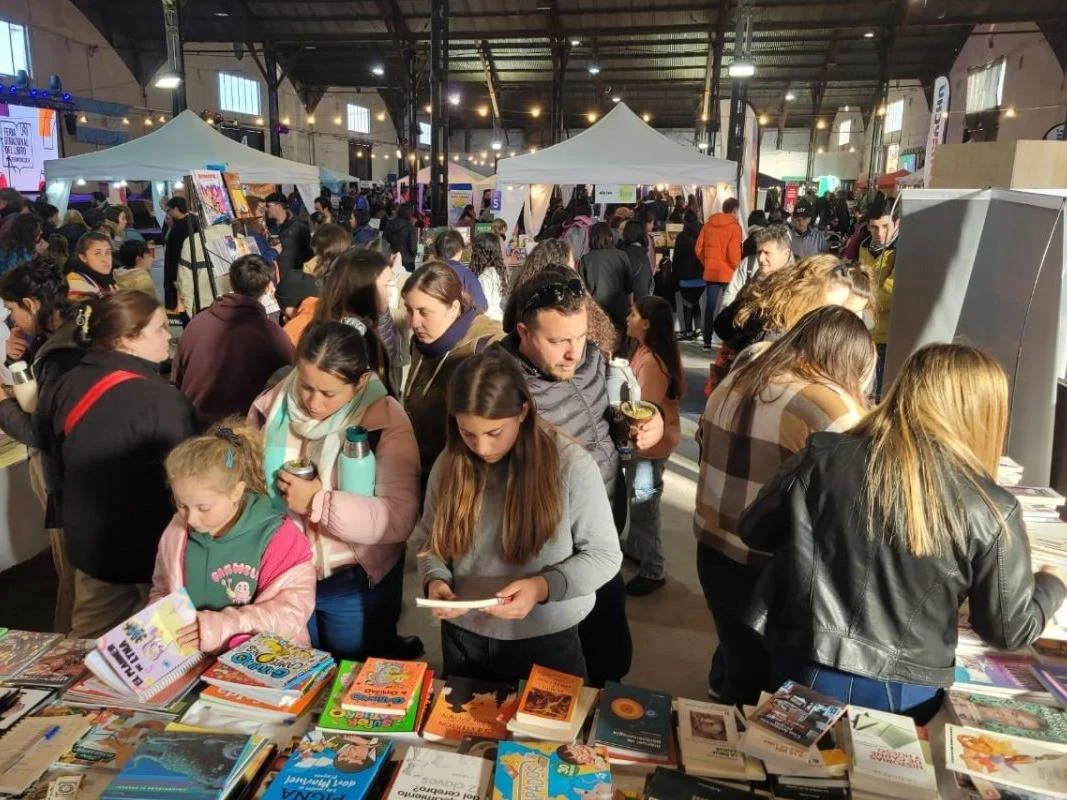 Inicia la Feria Internacional del Libro de Gualeguaychú con diversas actividades culturales