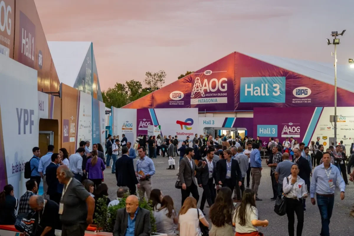 Javier Milei en Neuquén: detalles de su estadía en la AOG Patagonia 2026