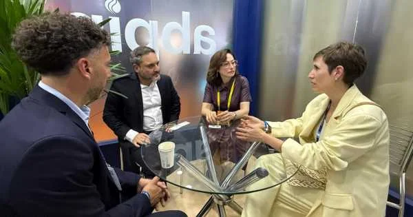 Jimena Latorre dialoga con empresas petroleras sobre futuro energético en Mendoza