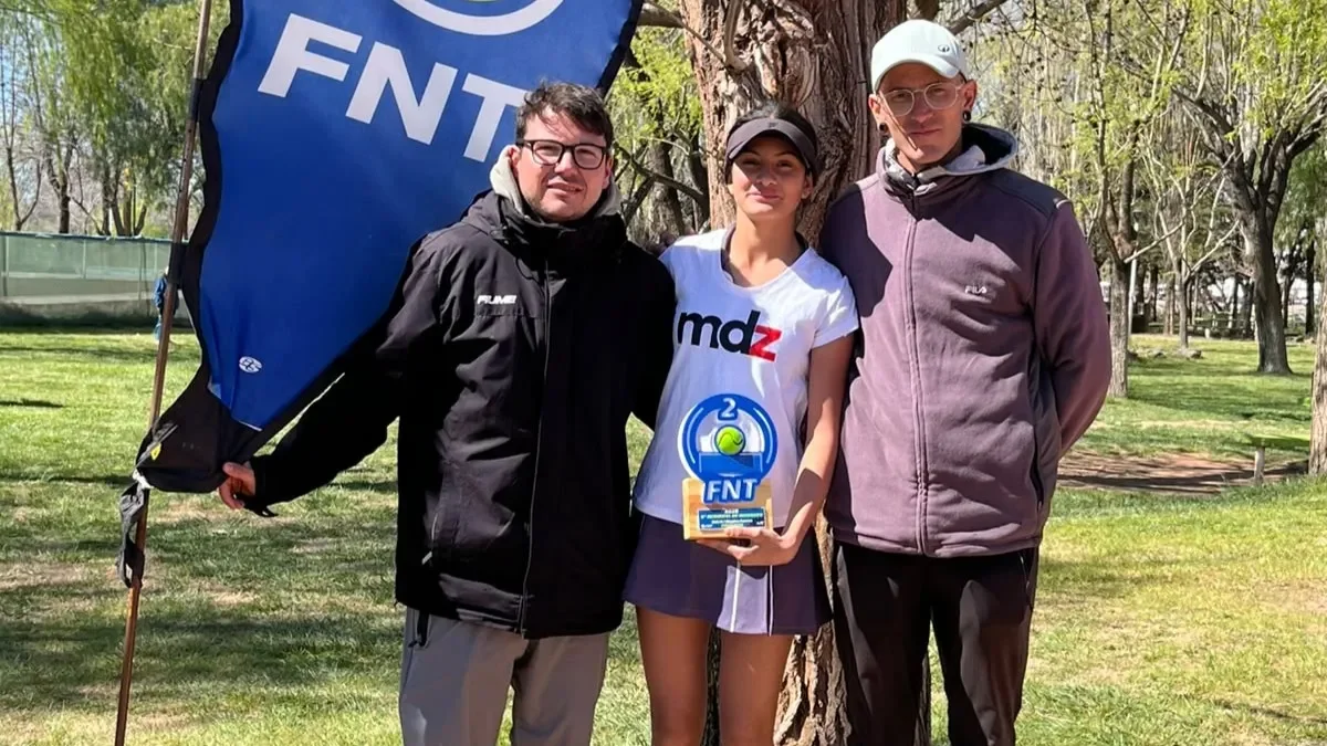 Juana Torres brilla en el regional de Neuquén y se convierte en finalista en singles