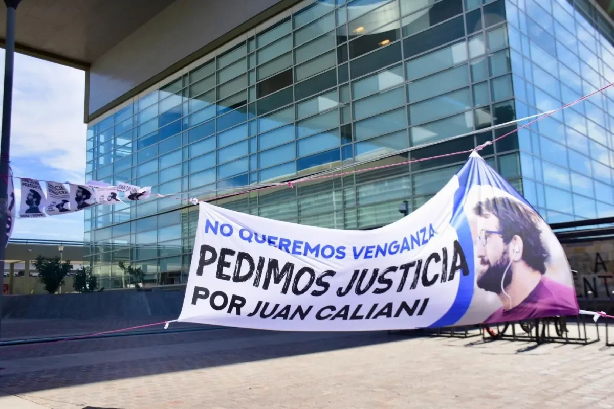 Juicio por el asesinato de Juan Caliani: familia clama por justicia en Neuquén