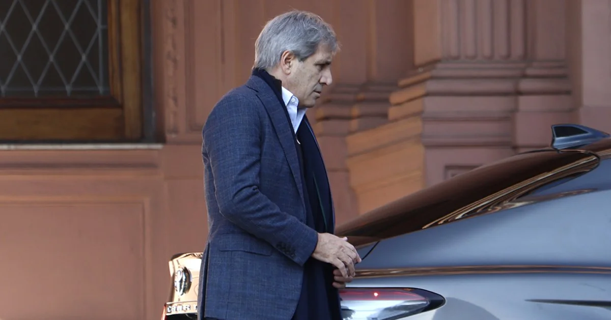 Kicillof enfrenta obstáculos para financiar obra de cloacas en La Plata