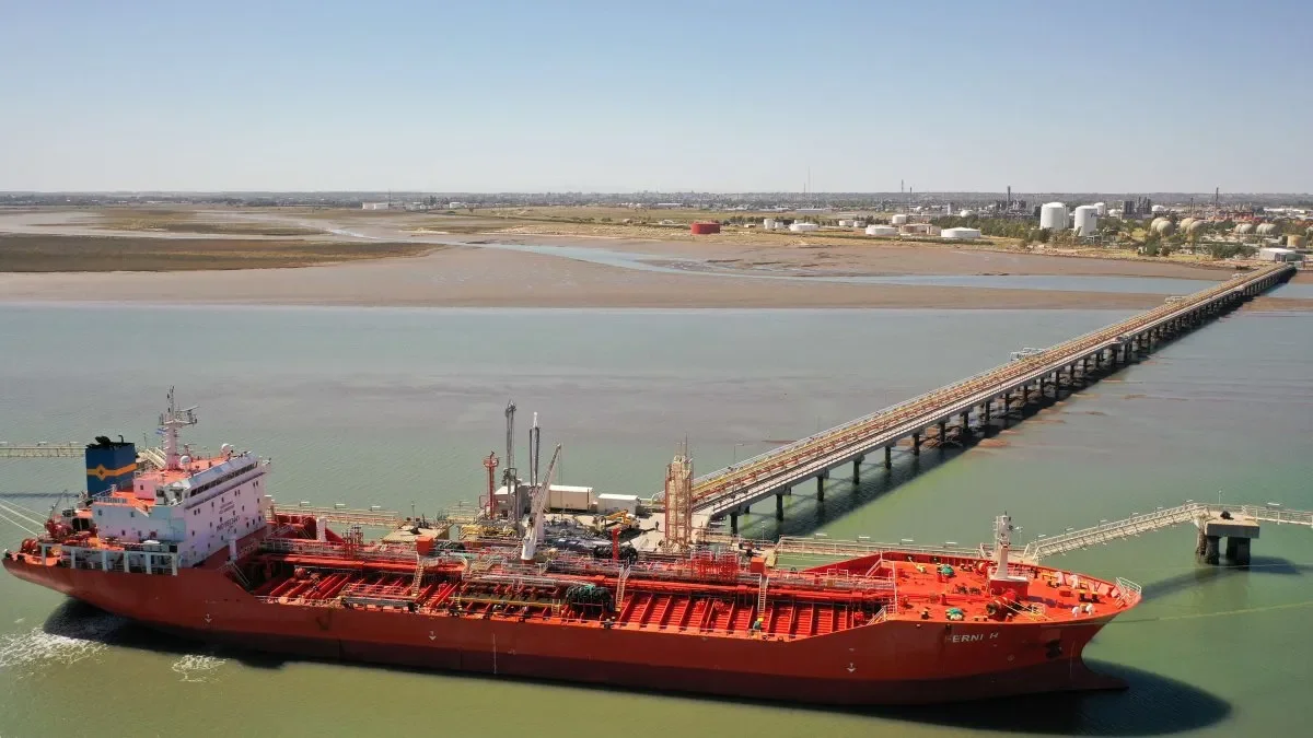 La guerra en Medio Oriente podría beneficiar la balanza energética argentina en u$s10.000 millones anuales