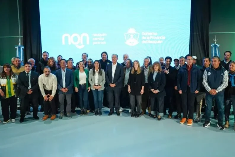 La provincia destina más de 6 mil millones para expandir el programa Clubes Sociales