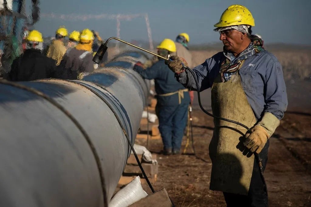 La UIA solicita al Gobierno inversiones para la expansión del gas de Vaca Muerta en Argentina