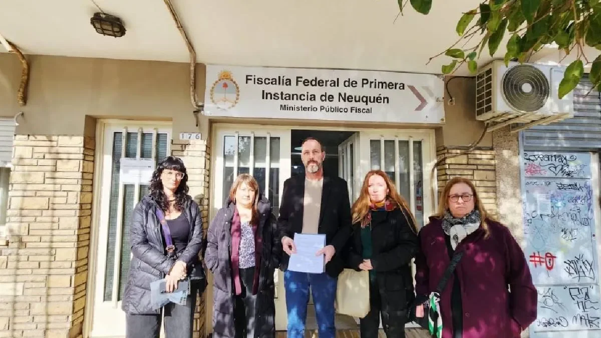 La UNCo toma acciones legales tras ataques a murales de la memoria