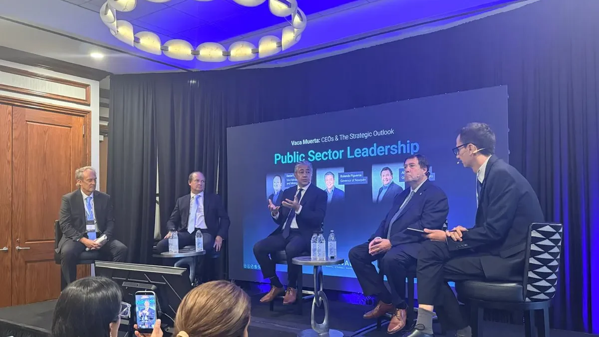 Licitan 15 nuevas áreas en Vaca Muerta: expectativas para el desarrollo energético