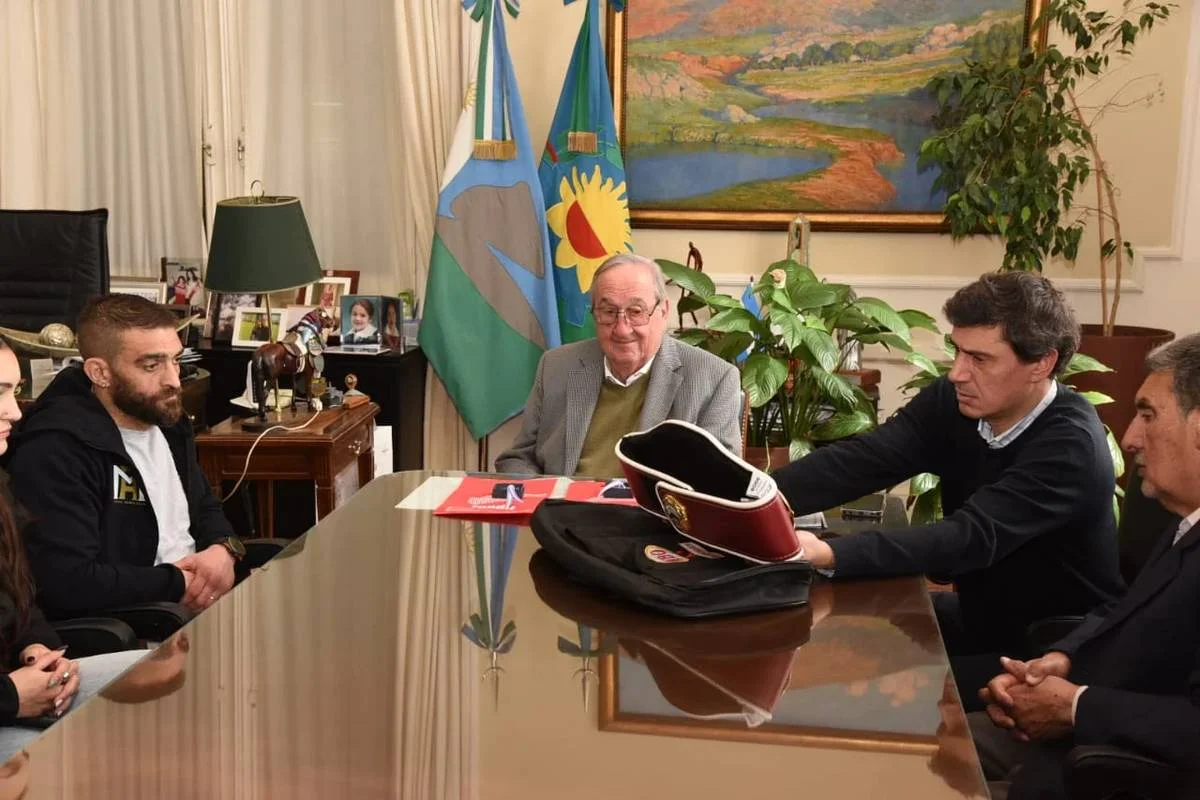 Lunghi destaca el logro internacional de Matías “La Cobrita” Rueda en un encuentro memorable