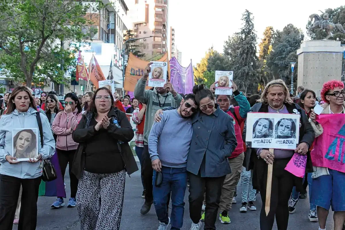 Marcha en Neuquén recuerda un año del transfemicidio de Azul Semeñenko