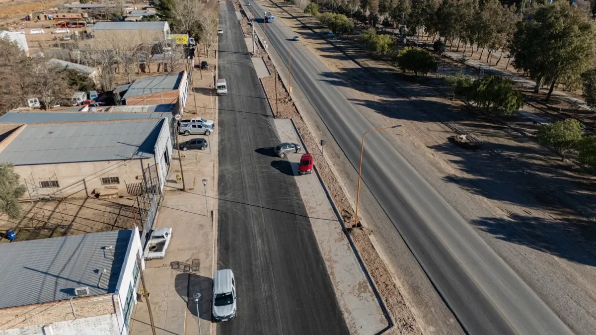 Mejoras en el acceso a Plaza Huincul: avanza la urbanización de la Ruta 22