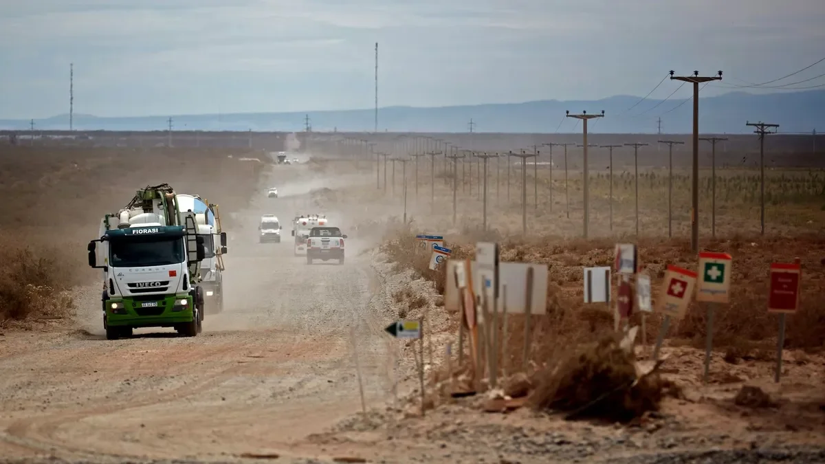 Milei impulsa un cambio en el transporte para optimizar la arena de Vaca Muerta