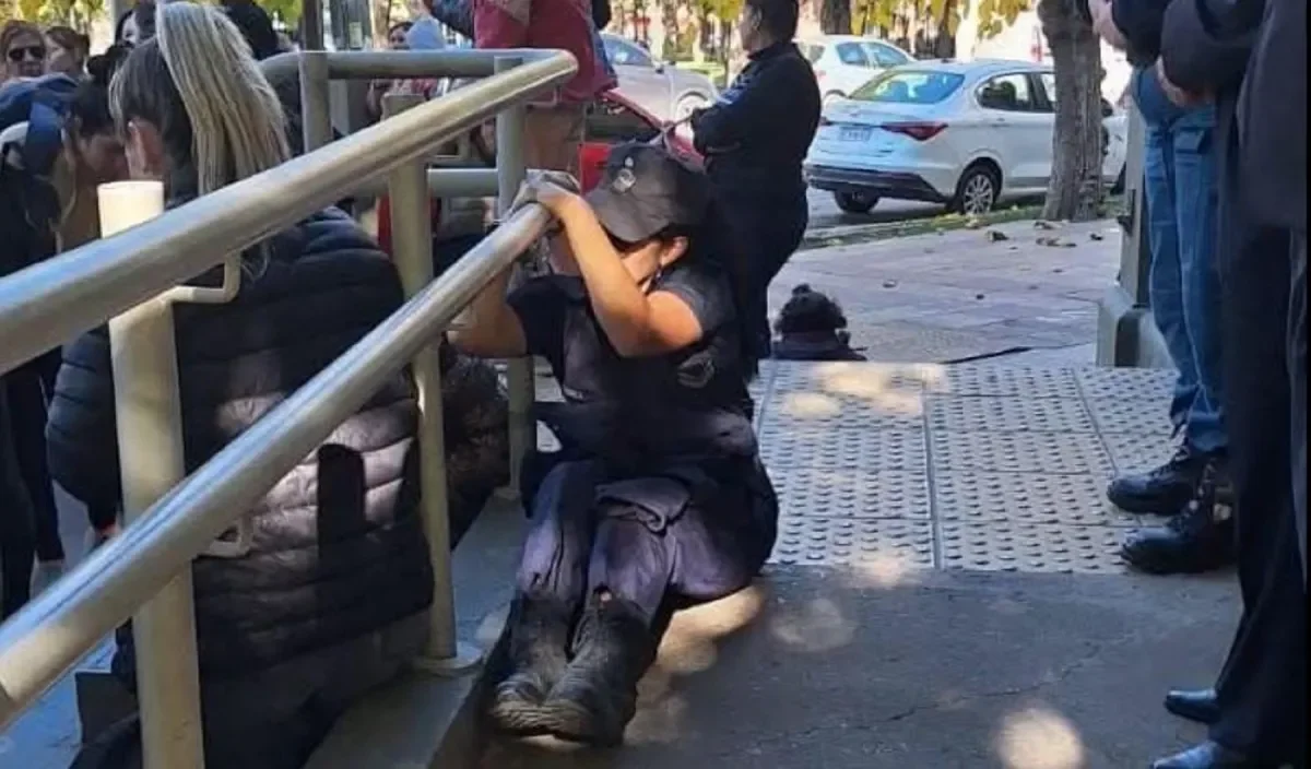 Mujer policía de Neuquén presenta nuevos detalles en su denuncia ante la justicia