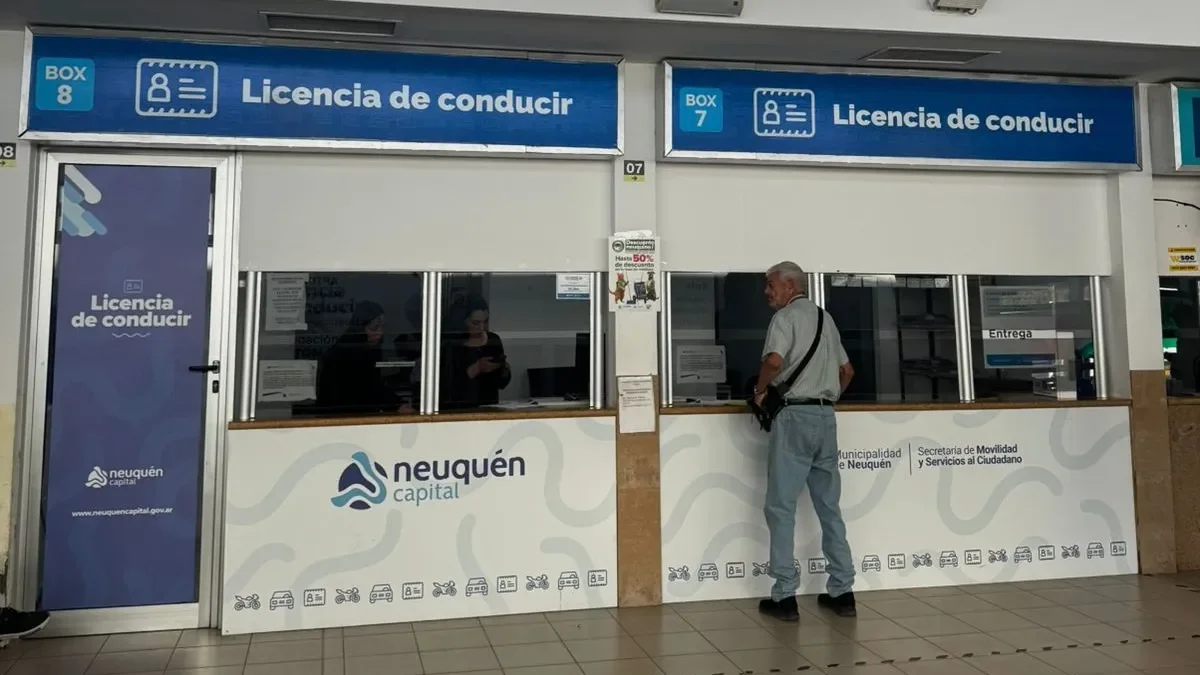 Municipalidad alerta sobre licencias de conducir falsas y su conexión con impresora robada