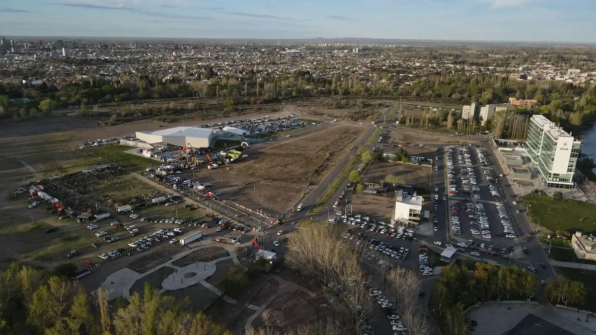Neuquén avanza en el desarrollo de un polo inmobiliario sin precedentes en Argentina