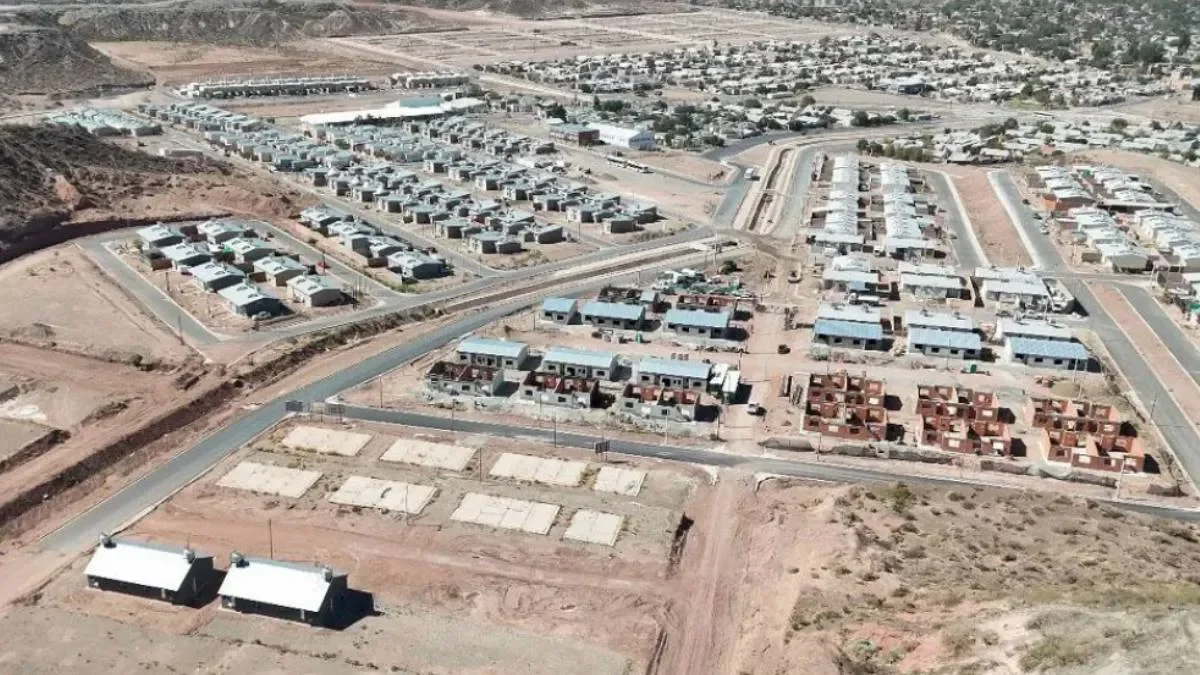 Neuquén avanza en el plan de construcción de 102 nuevas viviendas para mejorar la oferta habitacional