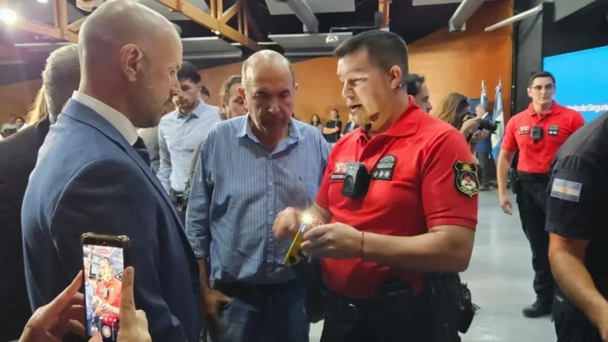 Neuquén implementa pistolas Taser para mejorar la seguridad en las calles