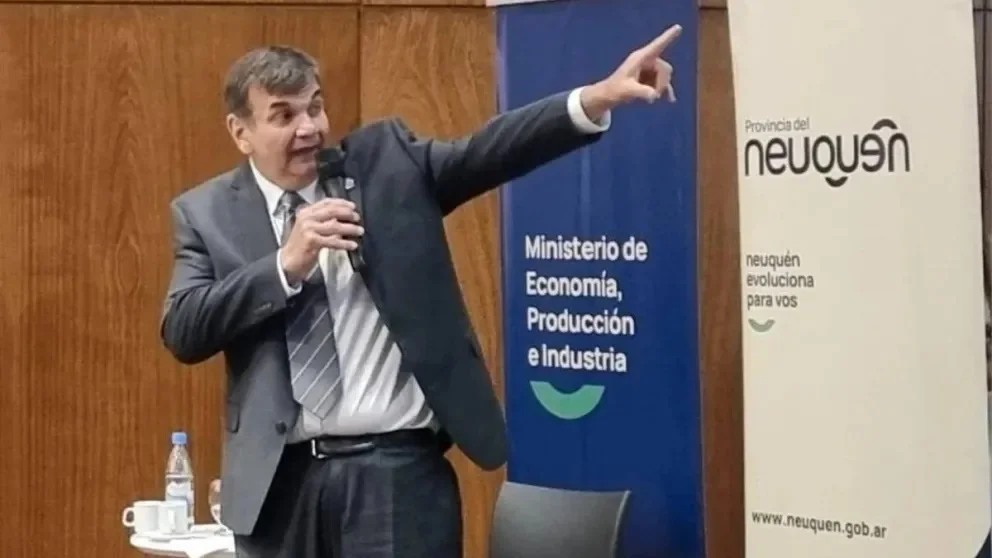 Neuquén impulsa proyectos de infraestructura eléctrica y riego para el desarrollo agrícola