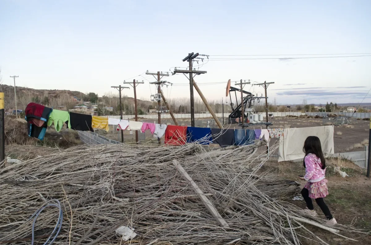 Neuquén ordena el cierre de más de 200 pozos petroleros en áreas urbanas