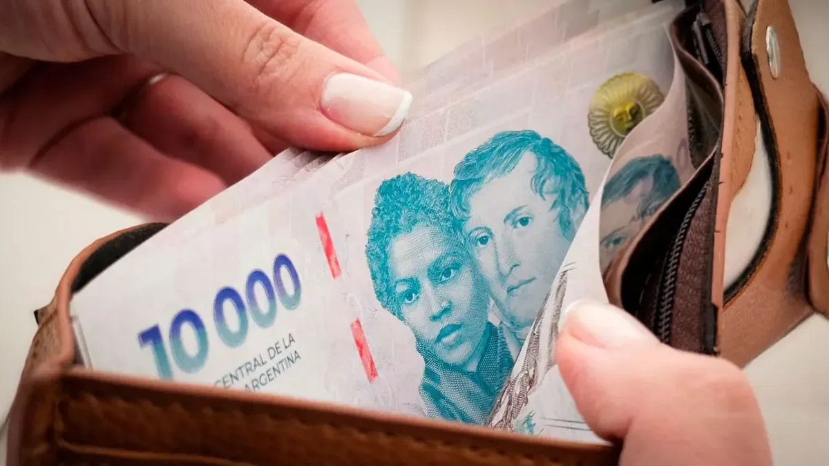 Neuquén y Santa Cruz: las primeras provincias con sueldos que superan los $3 millones mensuales