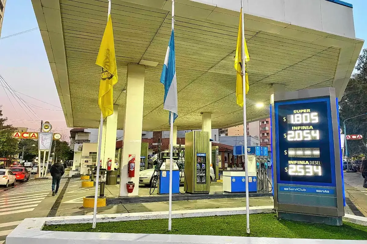 Nuevo aumento de combustibles: YPF ajusta precios en varias provincias argentinas