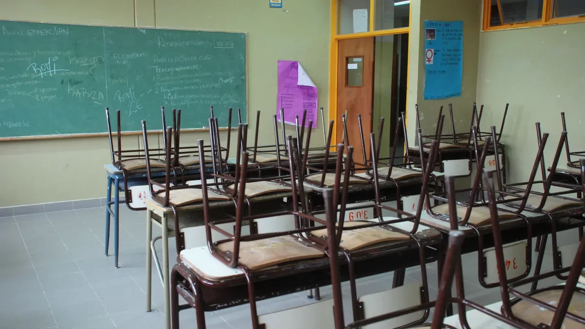 Paro de ATEN: clases suspendidas en Neuquén por reclamos docentes este lunes