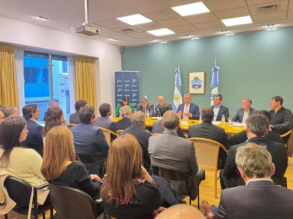 Petroleras avanzan con el fideicomiso que potenciará las rutas en Vaca Muerta