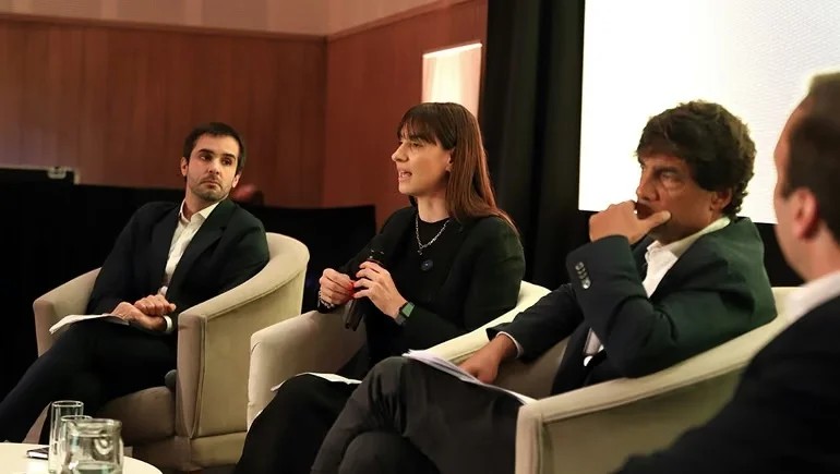 Petroleras y pymes discuten en Neuquén estrategias para generar empleo y desarrollo en Vaca Muerta
