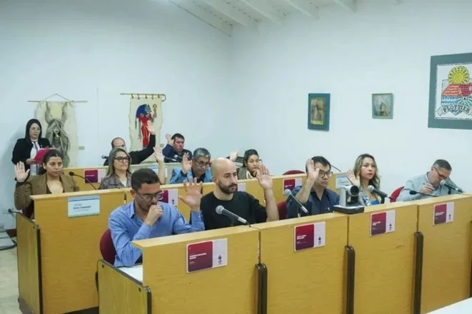 Plottier suspende fotomultas y busca anular contrato con la empresa responsable