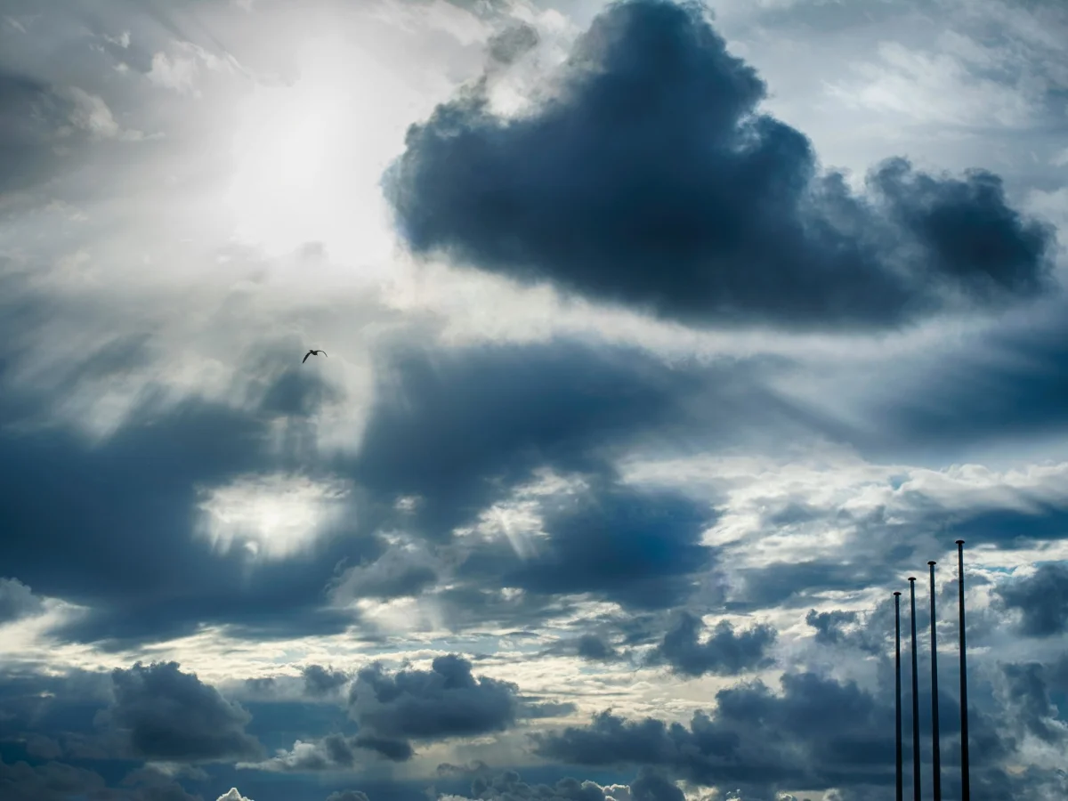 Pronóstico del clima en Neuquén: se esperan lluvias y descenso de temperatura hoy