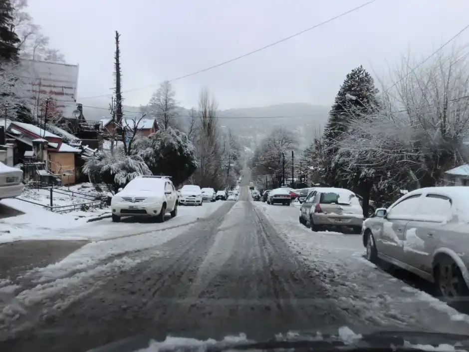 Recomendaciones para circular con precaución ante la nevada en la región