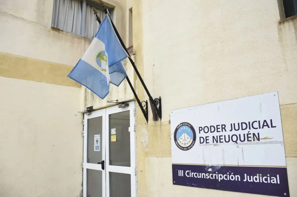 Rescatan a mujer y sus tres hijos tras 24 horas de cautiverio en Zapala