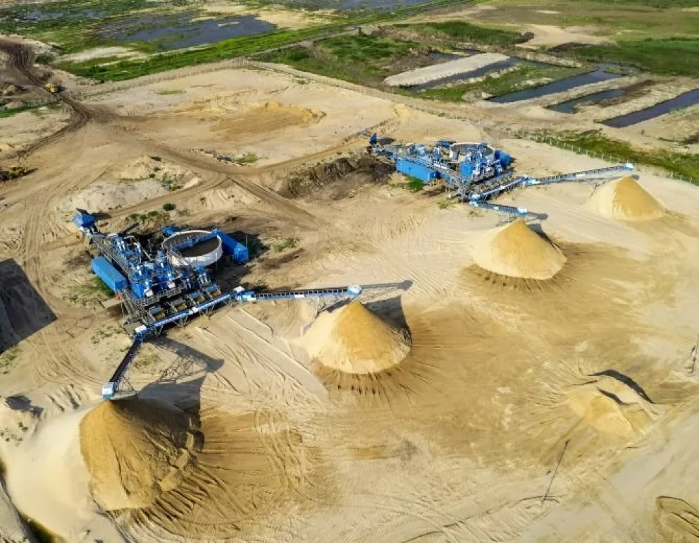 Río Negro proyecta recuperar producción de arena frente al avance de Entre Ríos