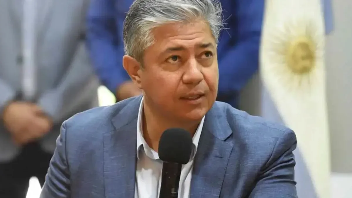 Rolando Figueroa defiende a Vaca Muerta ante críticas de Prat-Gay
