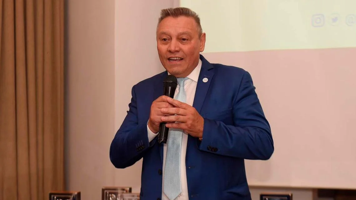 Rosato advierte sobre el riesgo de estancamiento por la caída del petróleo en RDEco