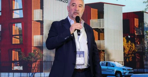 Rudoni destaca la industrialización como clave para la construcción del futuro