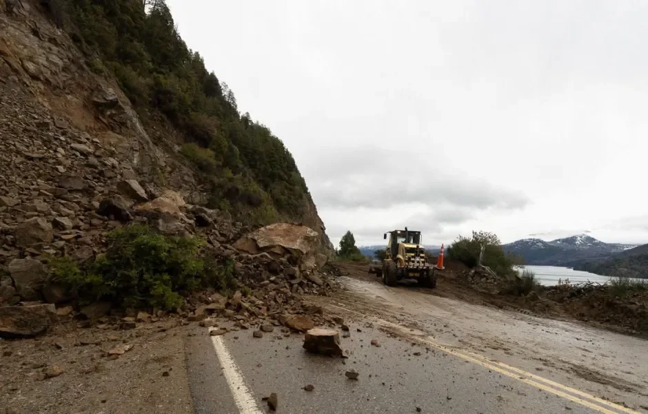 Ruta 40 interrumpida por derrumbe: tramos afectados y duración estimada del corte