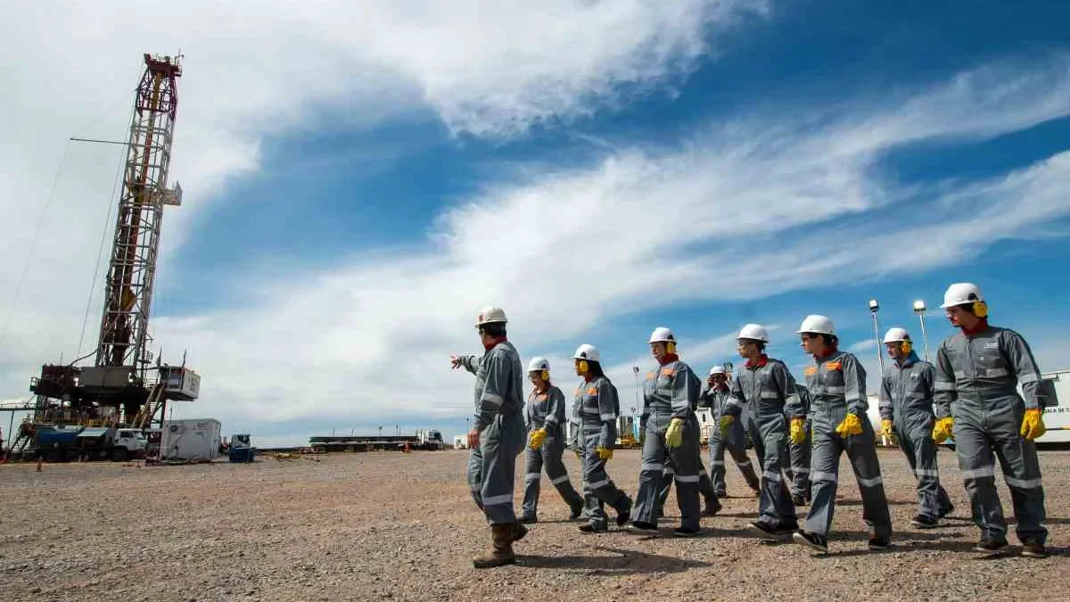 Salarios de petroleros en Vaca Muerta: detalles por puesto y sus diferencias