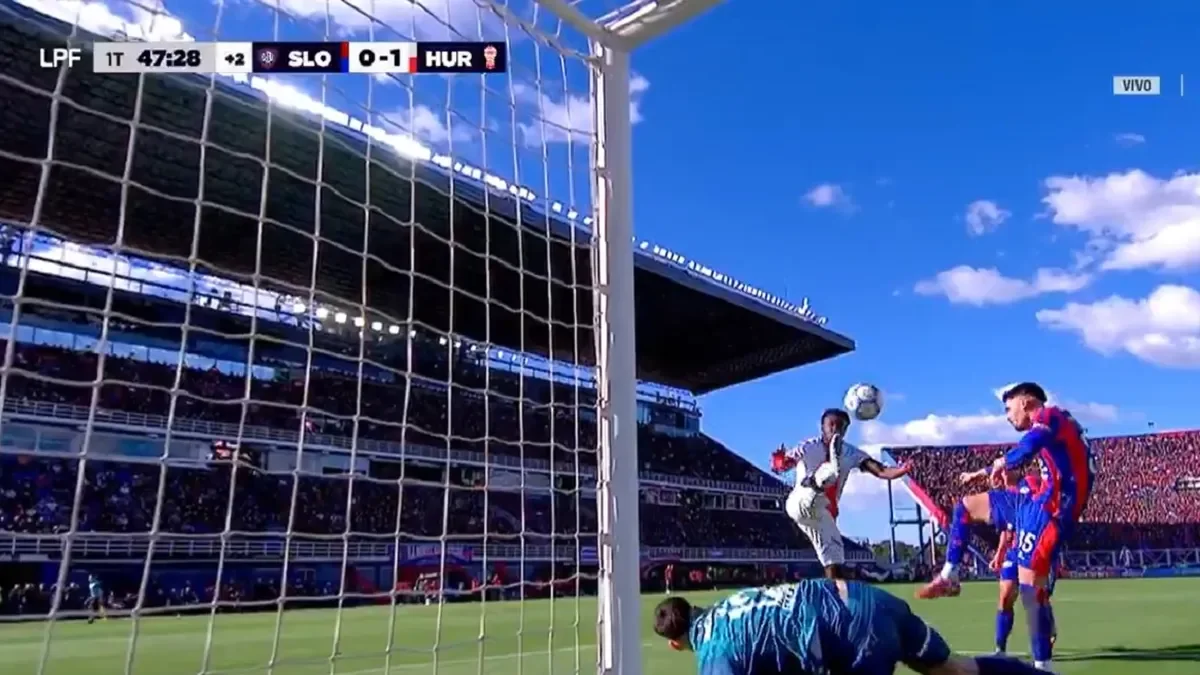 San Lorenzo y Huracán se enfrentan en un clásico con un árbitro neuquino