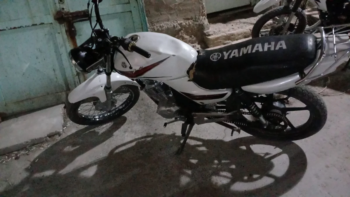 Secuestran moto robada en Villa Regina con antecedentes en Neuquén