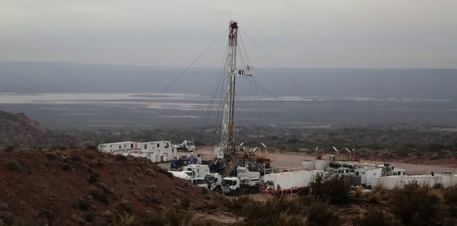 Superávit energético de US$6.900 millones: desafíos en infraestructura para el país