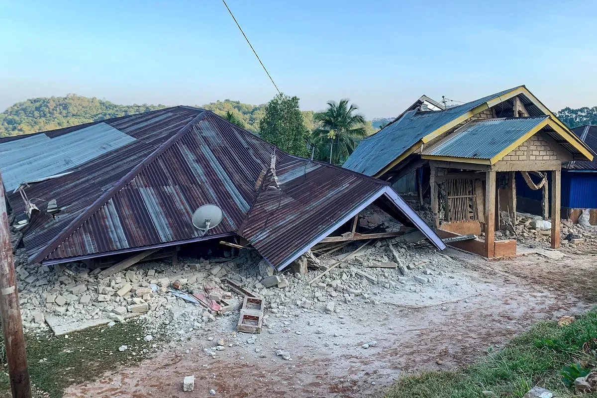 Terremotos devastadores en Indonesia dejan 38 muertos y obligan a evacuaciones masivas