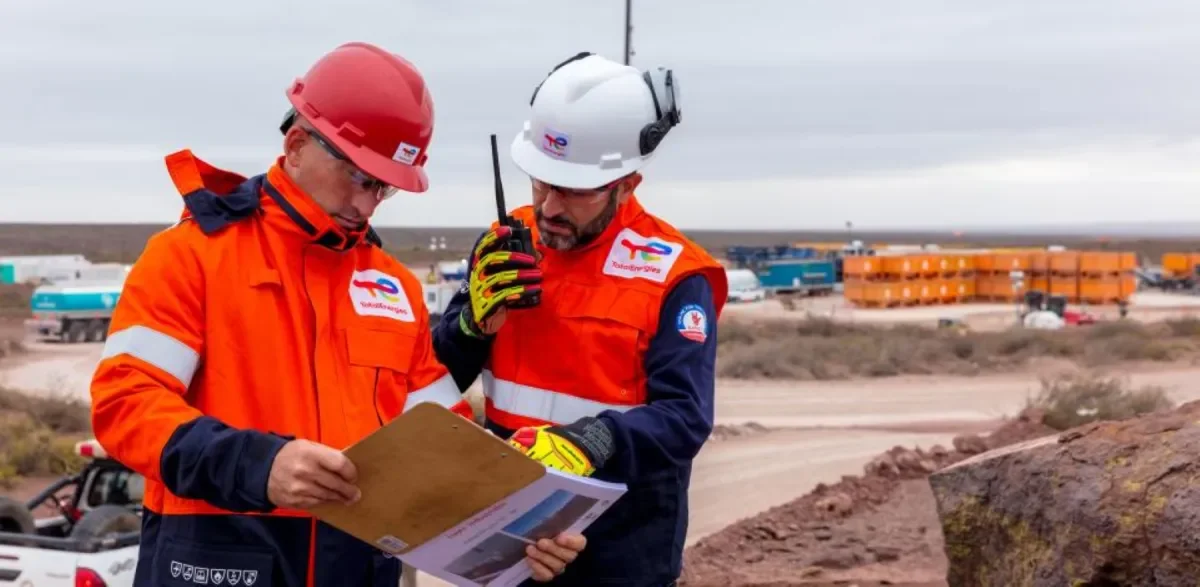 TotalEnergies planea una inversión de hasta US$5.000 millones para aumentar producción en Vaca Muerta