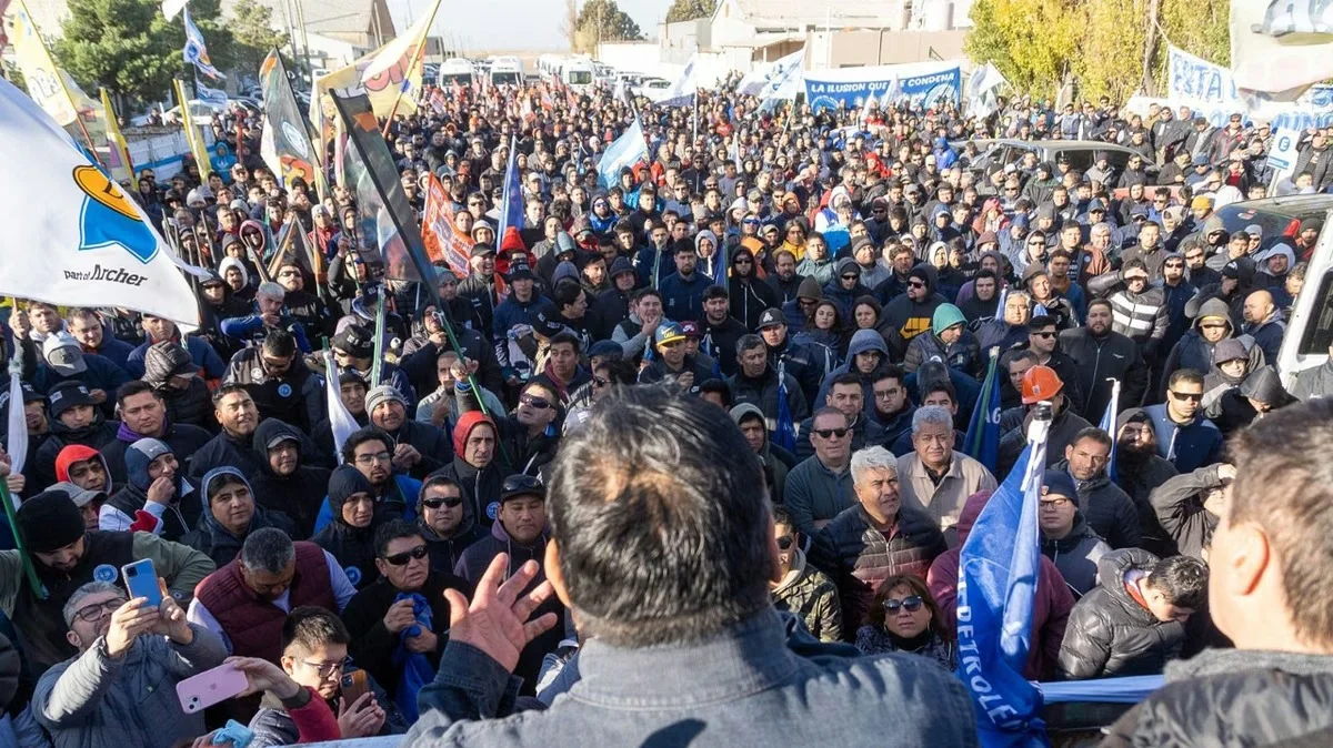 Trabajadores de Tecpetrol realizan paro en Vaca Muerta por reclamos laborales