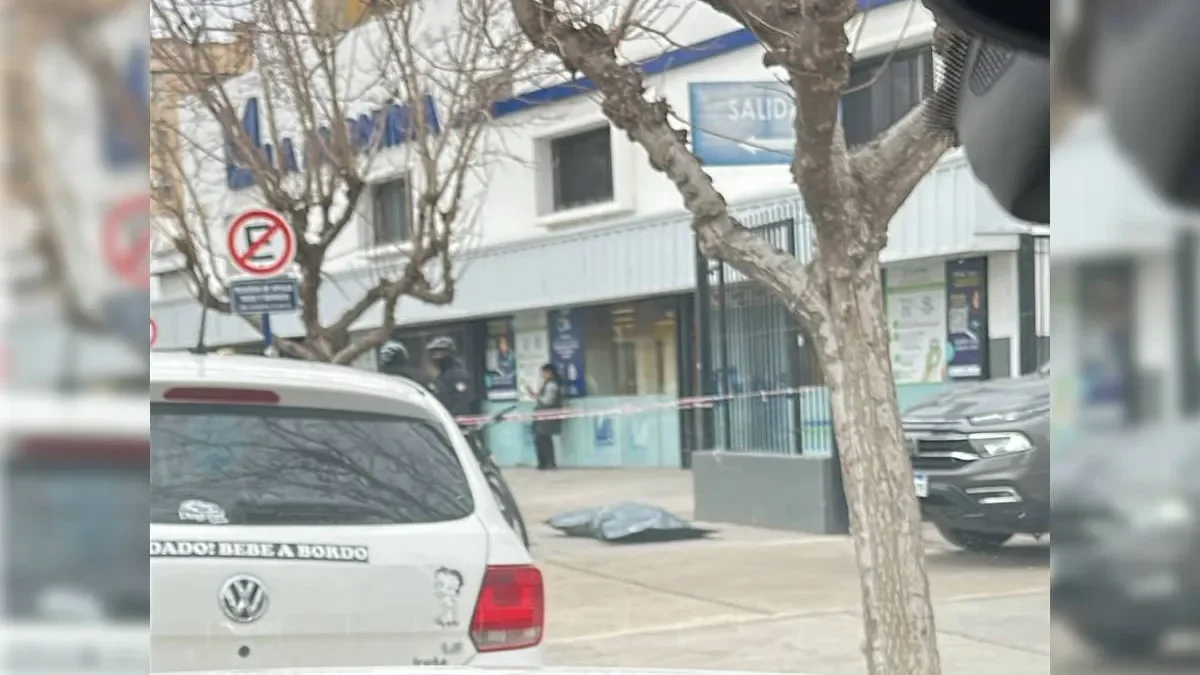 Tragedia en el centro de Neuquén: un hombre pierde la vida en un incidente inesperado