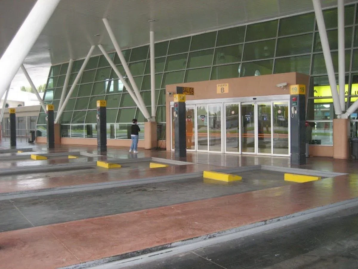 Tragedia en la Terminal de Neuquén: una mujer fallece en un incidente inesperado